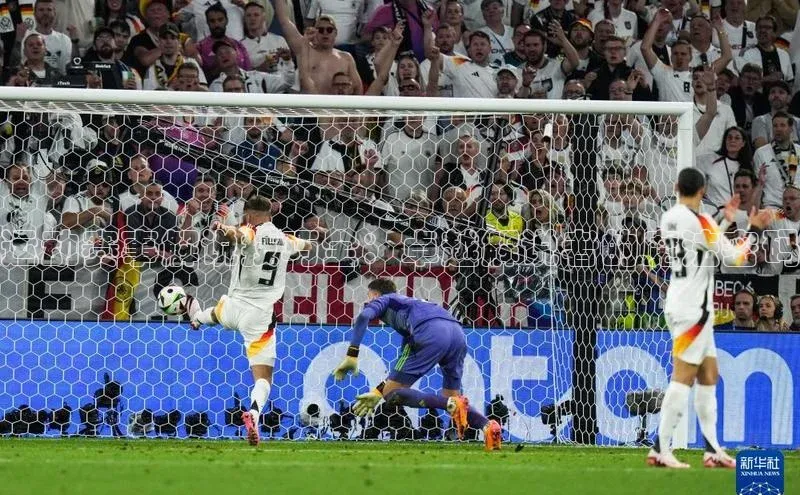 运动赛事解说技巧全：卓越解说者的魔法密码